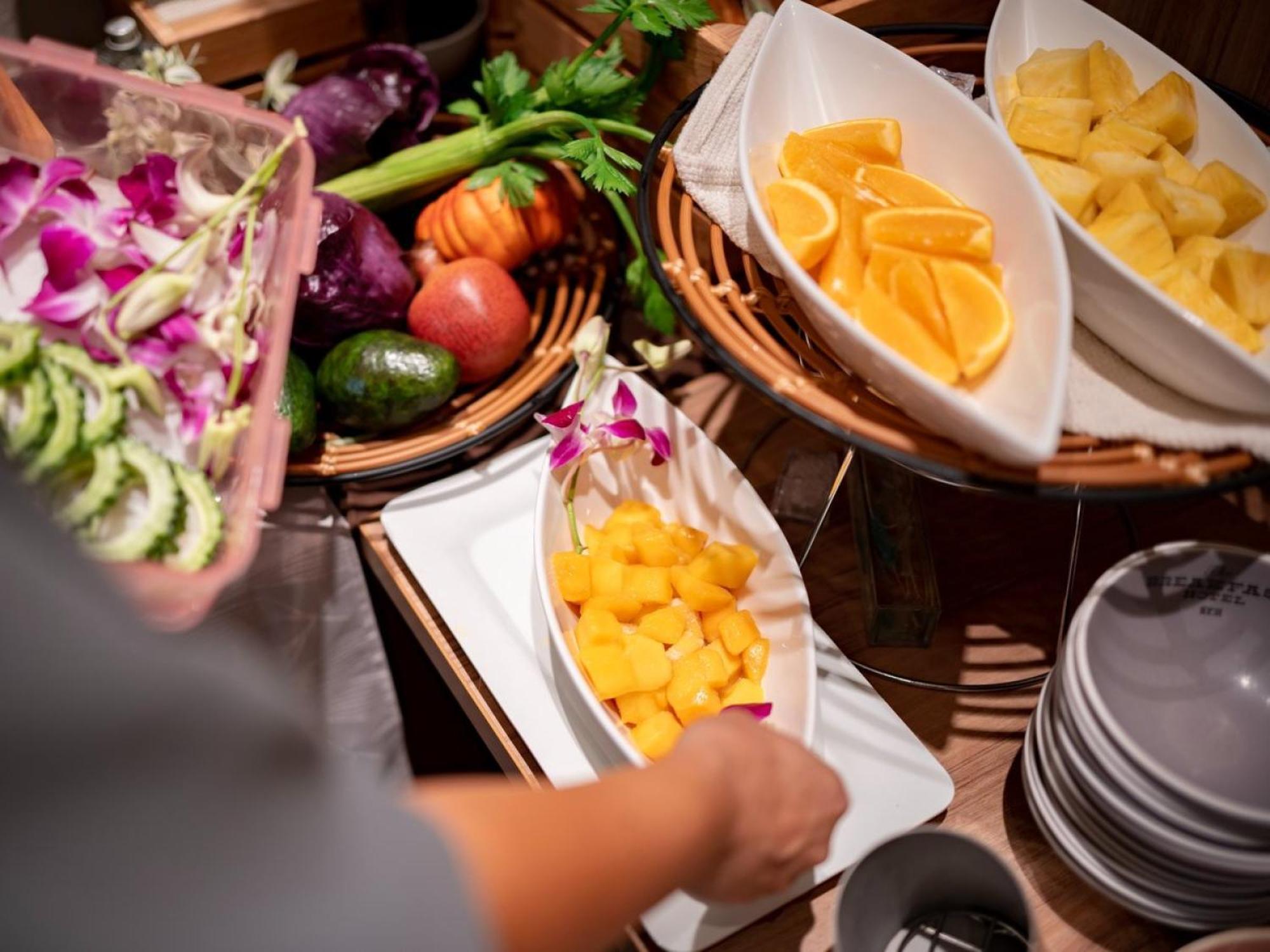 The Breakfast Hotel Marche Ishigaki Island Buitenkant foto
